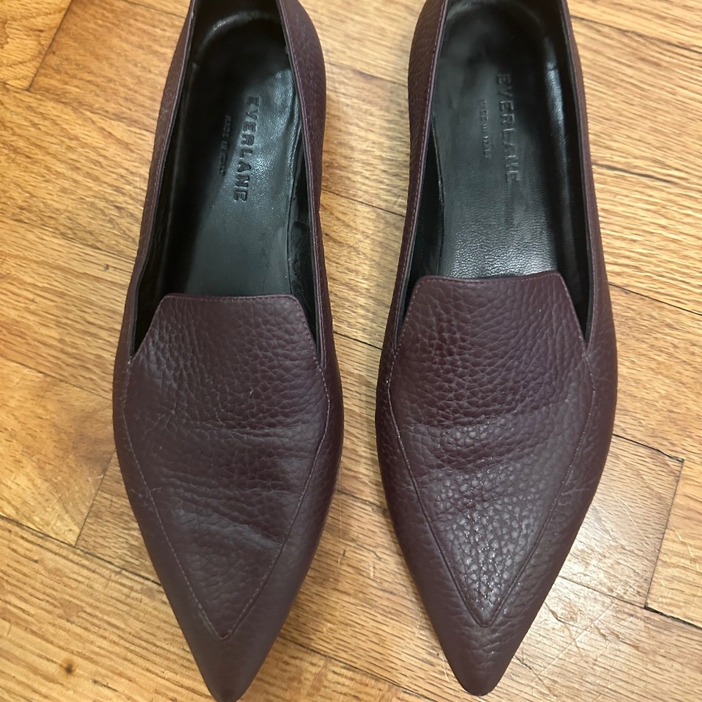 Everlane Burgundy Leather Pointed Toe Loafers – Size 7.5 – Like New